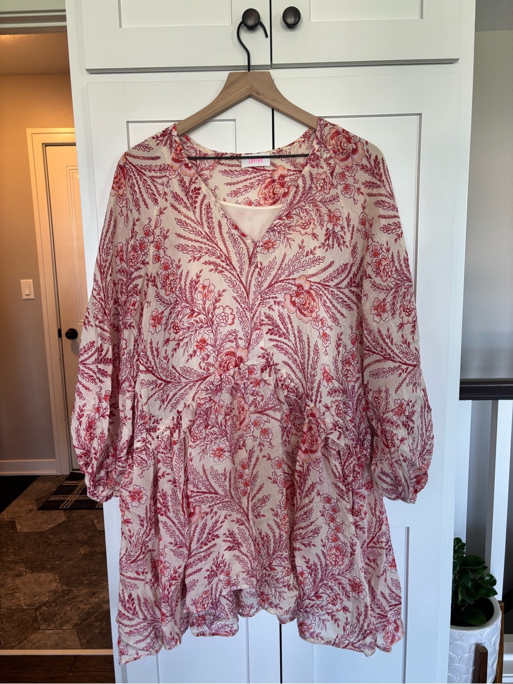 Savida Small Cream and Red Floral V-Neck Mini Dress with Gathered Waist